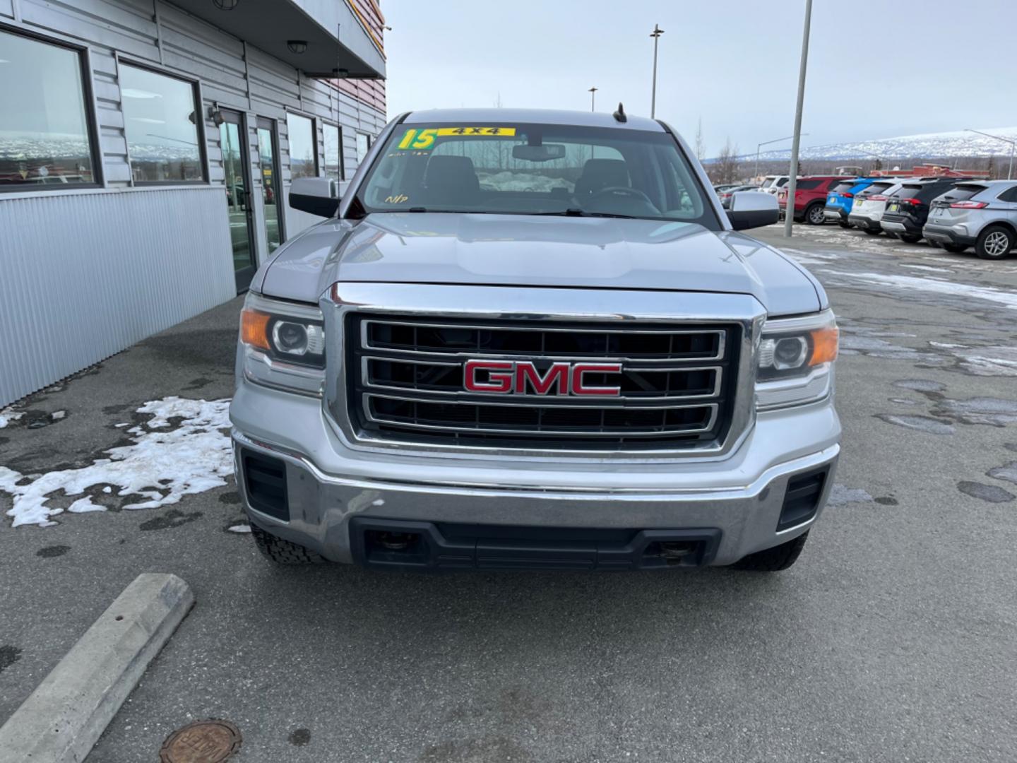 2015 Silver /charcoal cloth GMC Sierra 1500 SLE Double Cab 4WD (1GTV2UEC7FZ) with an 5.3L V8 OHV 16V engine, 6-Speed Automatic transmission, located at 1960 Industrial Drive, Wasilla, 99654, (907) 274-2277, 61.573475, -149.400146 - Photo#7